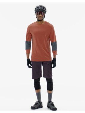 Patagonia - Men's Merino Blend 3/4-Sleeved Bike Jersey - Size Medium